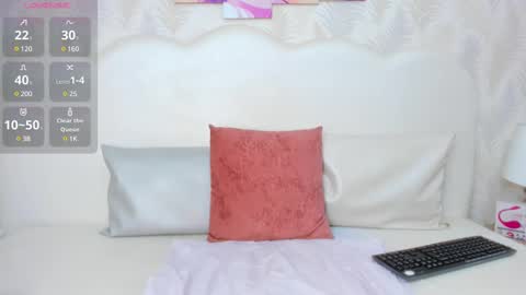 Snapshot of sensual_aura chatting on 02/23/25, 06:07 sensual_aura online show from 02/23/25, 06:07