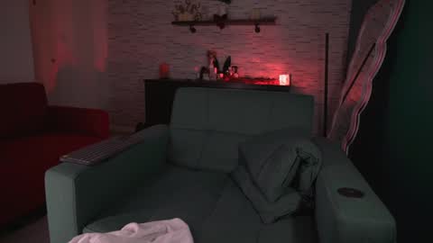 Snapshot of sensual_jassmine chatting on 01/04/25, 04:11 Jasmine online show from 01/04/25, 04:11