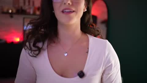 Snapshot of sensual_jassmine chatting on 07/19/26, 03:38 Jasmine online show from 07/19/26, 03:38