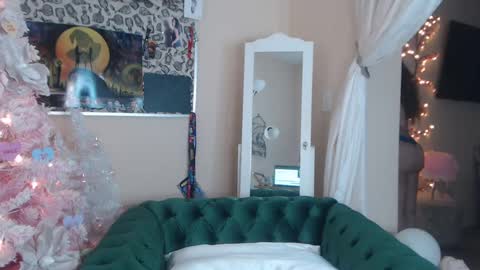 V online show from 02/01/25, 09:08