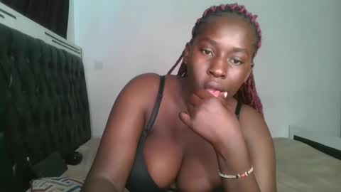 sensual_ria online show from 05/24/26, 07:02