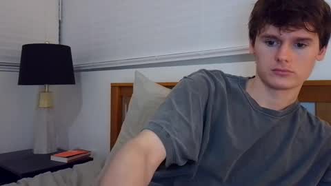 Snapshot of sensualalien chatting on 12/21/24, 12:09 Cam online show from 12/21/24, 12:09