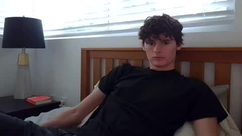 Snapshot of sensualalien chatting on 01/22/25, 08:59 Cam online show from 01/22/25, 08:59