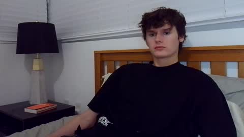 Snapshot of sensualalien chatting on 02/07/25, 03:34 Cam online show from 02/07/25, 03:34