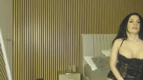 Hallie online show from 03/16/26, 05:28