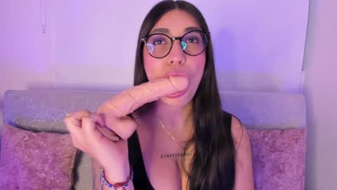 sensualhaven_ online show from 01/25/25, 11:11