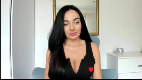 Snapshot of sensuallstella chatting on 07/17/26, 06:53 sensuallstella online show from 07/17/26, 06:53