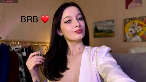 sensuallucy233 online show from 12/17/25, 05:57