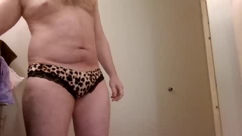 sensualuncut4u4fun online show from 03/26/26, 04:56