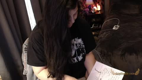 Tara online show from 04/10/26, 12:21