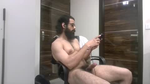 Sentient Being online show from 10/31/25, 08:54