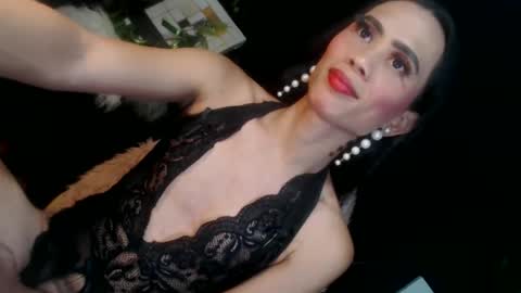 senyora_evangelista online show from 04/14/26, 06:30