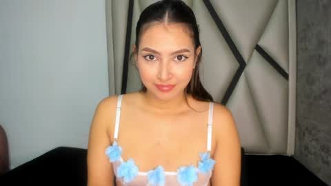 Seoyeonn  online show from 04/07/26, 12:05