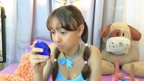 serafina_ online show from 11/03/25, 12:39