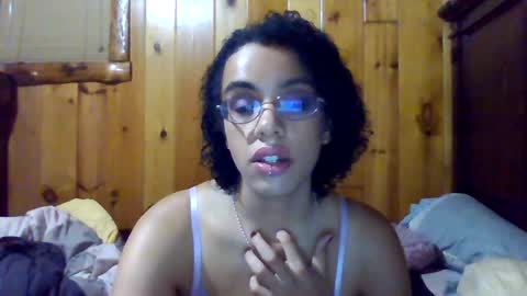 seraphina_sapphire online show from 08/03/26, 01:04