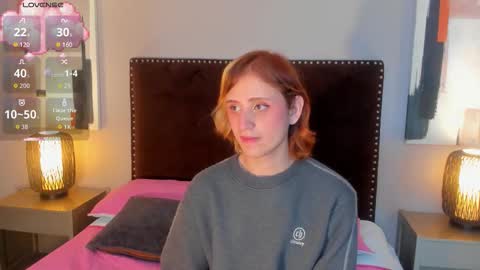 Seraphine star online show from 03/25/26, 02:39