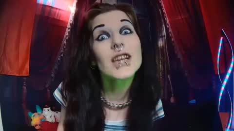 Snapshot of seraphinmunster chatting on 12/03/24, 05:45 Seraphin Munster online show from 12/03/24, 05:45