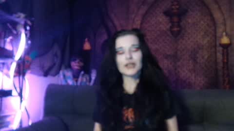 Snapshot of seraphinmunster chatting on 10/15/25, 06:41 Seraphin Munster online show from 10/15/25, 06:41