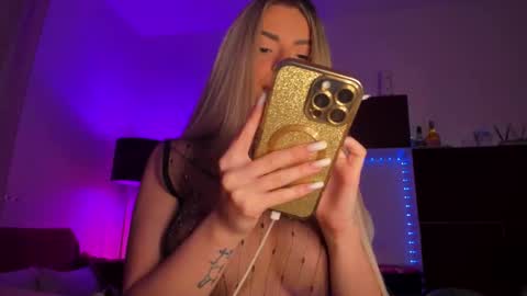 Ana online show from 01/31/26, 09:02