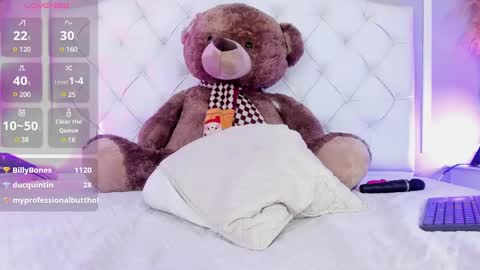 Snapshot of serena_jeyns chatting on 12/05/24, 05:15 SERE online show from 12/05/24, 05:15