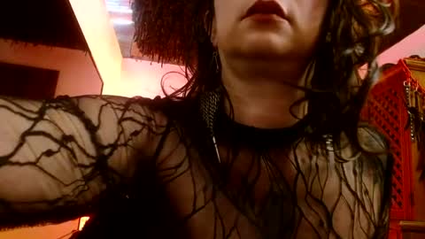 Snapshot of serena_xyz chatting on 04/26/26, 03:10 Serena Xyz online show from 04/26/26, 03:10