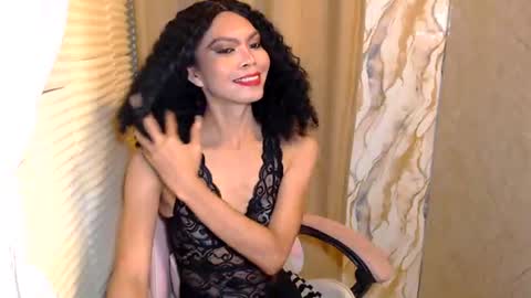 Snapshot of serenamarqueza chatting on 07/04/26, 06:58 Sam online show from 07/04/26, 06:58