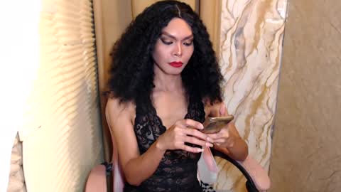 Snapshot of serenamarqueza chatting on 07/17/26, 07:41 Sam online show from 07/17/26, 07:41