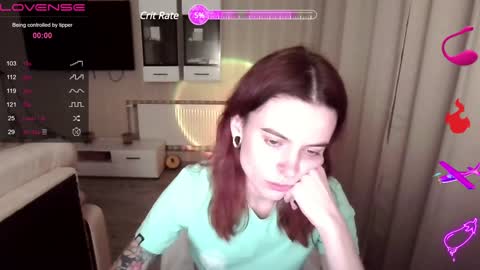 Snapshot of serenamilss chatting on 12/21/24, 05:40 serenamilss online show from 12/21/24, 05:40