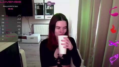 Snapshot of serenamilss chatting on 02/22/25, 11:13 serenamilss online show from 02/22/25, 11:13