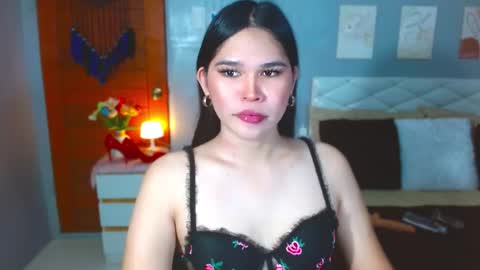 Snapshot of serenastra chatting on 03/03/26, 01:01 serenastra online show from 03/03/26, 01:01