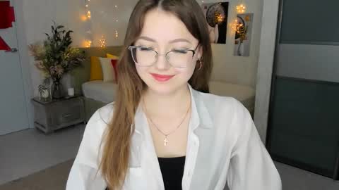 Ophelia online show from 02/06/25, 04:36