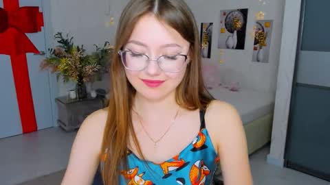 Ophelia online show from 02/24/25, 07:30