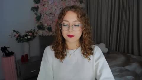 Ophelia online show from 09/13/25, 04:18