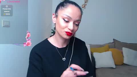 SereneSophi online show from 12/31/24, 07:18