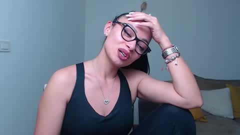 SereneSophi online show from 03/05/25, 08:32