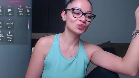 SereneSophi online show from 02/25/26, 05:17