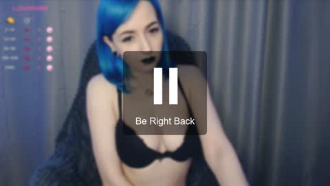 Snapshot of sereniiity chatting on 01/12/25, 11:36 Alexia online show from 01/12/25, 11:36