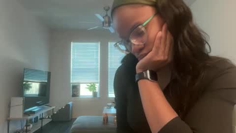 Serenity Bee   online show from 02/12/26, 10:05