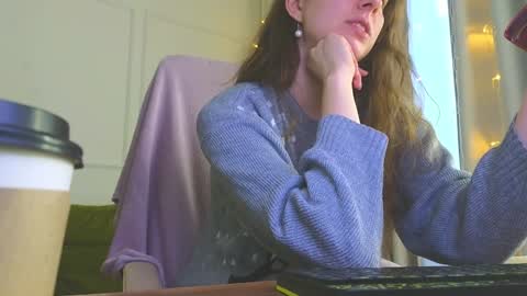 Hey Guys and Girls non-binary personalities  Im Sereta online show from 12/17/24, 10:23