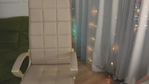 Hey Guys and Girls non-binary personalities  Im Sereta online show from 12/19/24, 04:46