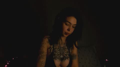 Ariana online show from 10/02/25, 04:08