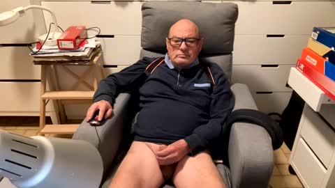 serge8413 online show from 01/05/25, 10:08