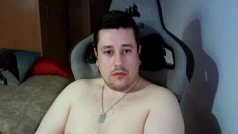 Snapshot of sergio95n chatting on 02/15/25, 07:38 Pollos online show from 02/15/25, 07:38