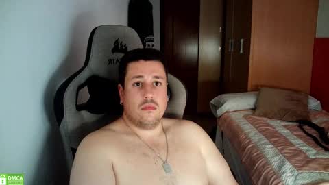 Snapshot of sergio95n chatting on 10/08/25, 02:58 Pollos online show from 10/08/25, 02:58