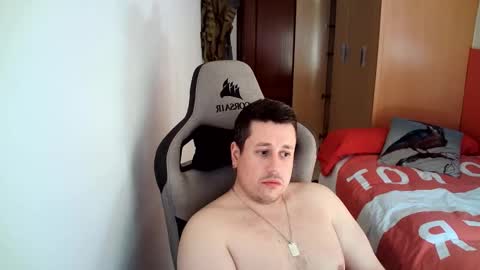 Snapshot of sergio95n chatting on 02/22/26, 02:04 Pollos online show from 02/22/26, 02:04