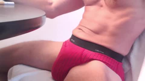 Snapshot of sergio_ch chatting on 09/14/25, 08:19 sergio_ch online show from 09/14/25, 08:19