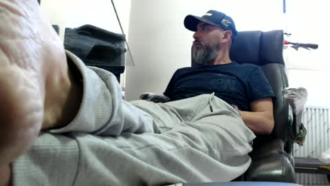 hetero serio discreto online show from 06/22/26, 08:28