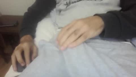 Snapshot of sero98313230 chatting on 12/03/24, 07:00 sero98313230 online show from 12/03/24, 07:00