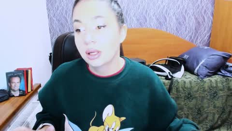 VIOLA online show from 02/08/25, 05:51