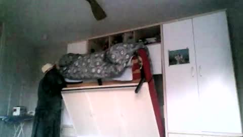 serrano49 online show from 12/18/24, 04:39